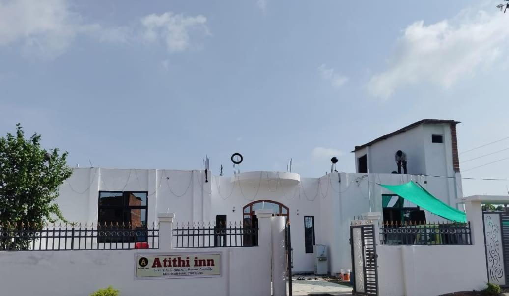 Atithi Inn Khajuraho Exterior photo